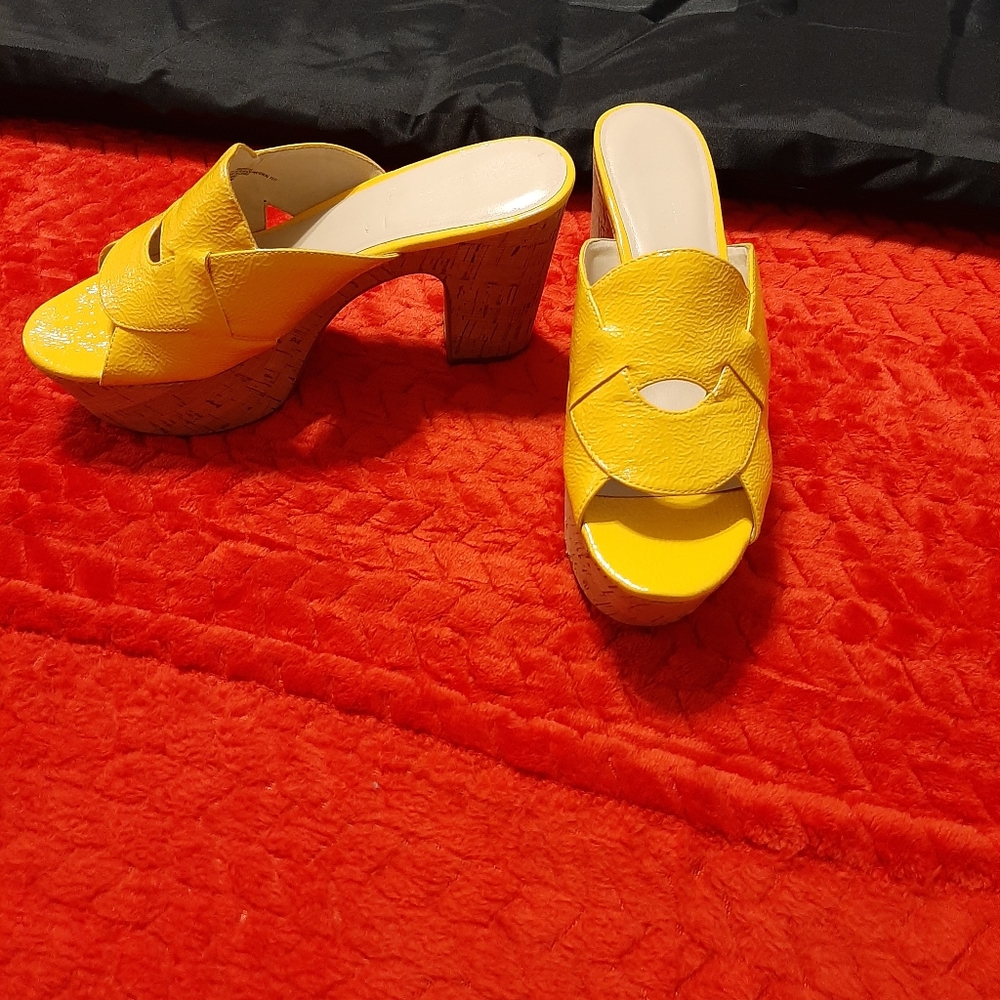 Clogs